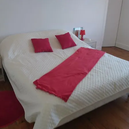 De 79 M² A 500 Metres De La Cure 종작