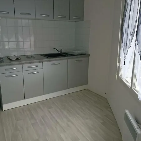 De 79 M² A 500 Metres De La Cure * 종작